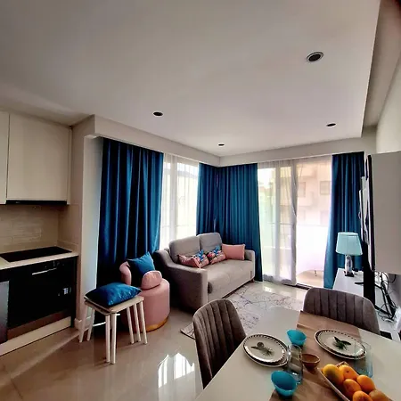 стильные в самом центре города Apartament