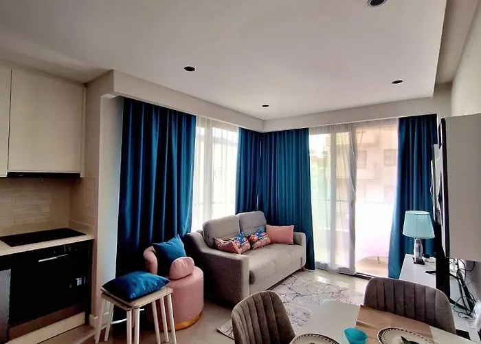 стильные в самом центре города Apartament